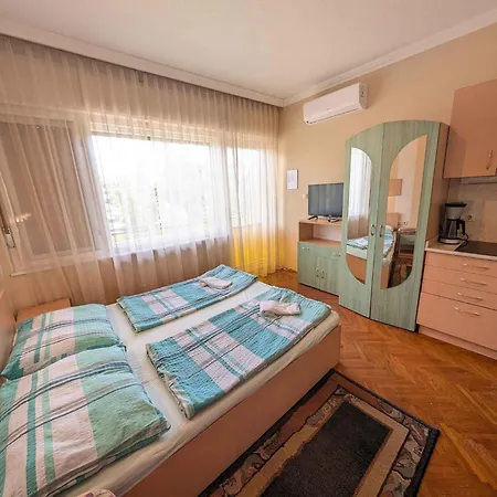 Apartment In - Balaton 49198