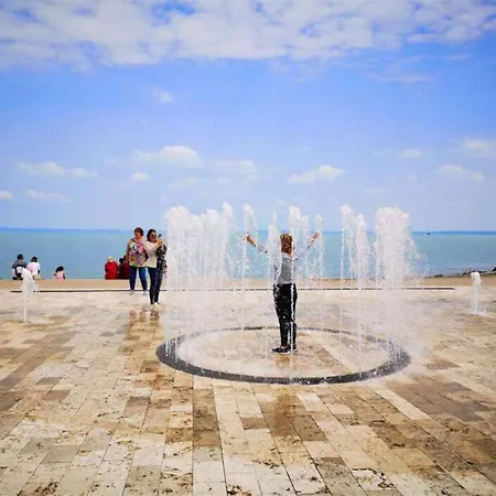 In - Balaton 49198 * Siófok